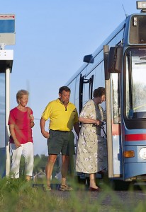 Bussresenärer i N ora och Hällefors får fortsätt resa med Nobina på "övertid". Foto: PeO Quick.
