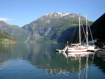 Geirangerfjorden. Foto: Hesse 1309/Wikimedia Commons.