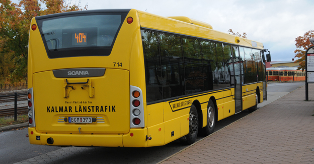 Här råder bältestvång, utom i KLT:s egen reklam. Foto: Ulo Maasing.