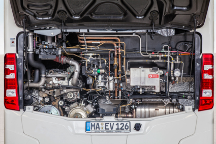 Mercedes-Benz nya gasmotor M 936 G.