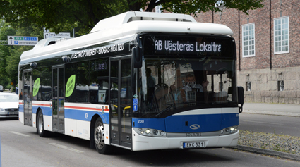 Sedan december 2014 har Västerås Lokaltrafik en elbuss med biogasvärme i trafik. Under hösten räknar företagets vd Peter Liss med beslut om en storskalig övergång till elbussar i Västerås. Foto: Ulo Maasing.