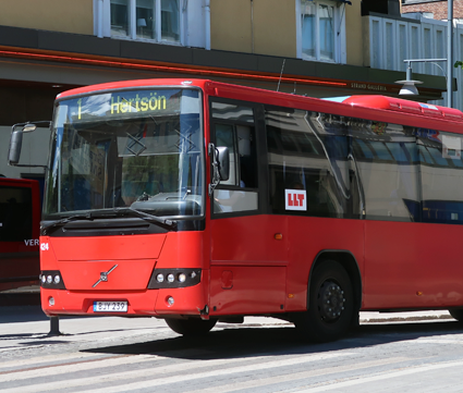 Luleå Lokaltrafik hotas av viten därför att man kör med för kalla bussar. Foto: Ulo Maasing.
